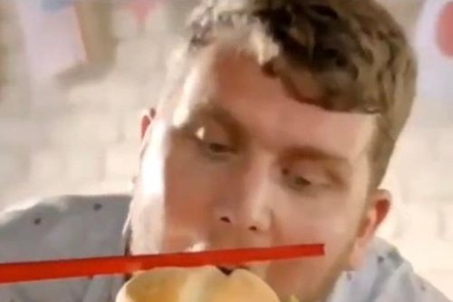 Đăng clip chế giễu văn hóa Việt, một tài khoản TikTok bị phản đối kịch liệt