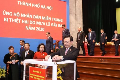 Hà Nội dành 7 tỷ đồng ủng hộ 5 tỉnh miền Trung bị thiệt hại vì mưa lũ