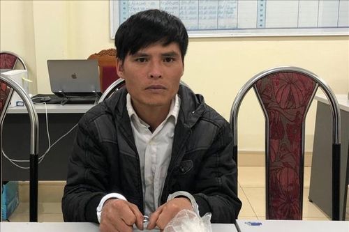 Bắt giữ đối tượng mua bán trái phép một bánh heroin