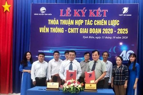 Tịnh Biên: Ký kết hợp tác về viễn thông và công nghệ thông tin giai đoạn 2020-2025