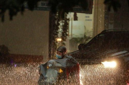 Nghệ An lên phương án di dời hàng nghìn hộ dân ven biển trước bão số 7