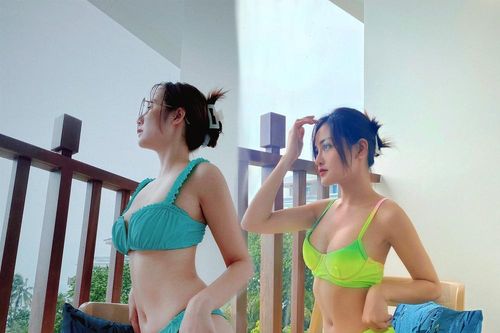 Huyền Lizzie và Thùy Anh 'đọ sắc' trong bikini nhỏ xíu 'nóng nghẹt thở'