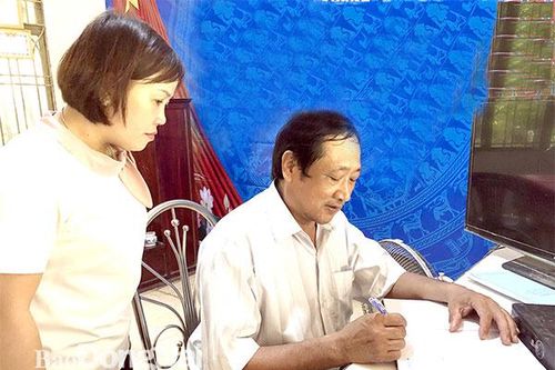 Bí thư chi bộ ấp giỏi vận động