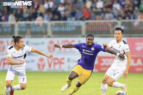 Vòng 2 giai đoạn 2 V-League: HAGL rơi tự do, Thanh Hóa trụ hạng thành công