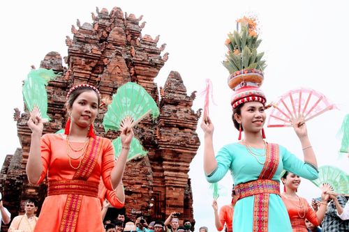 Đồng bào dân tộc Chăm Ninh Thuận – rộn ràng lễ hội Ka Tê 2020