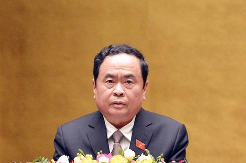 Cử tri quan tâm đặc biệt đến giá sách giáo khoa mới và nội dung bộ sách Cánh Diều