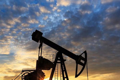 OPEC+ đứng bên bờ khủng hoảng tài chính