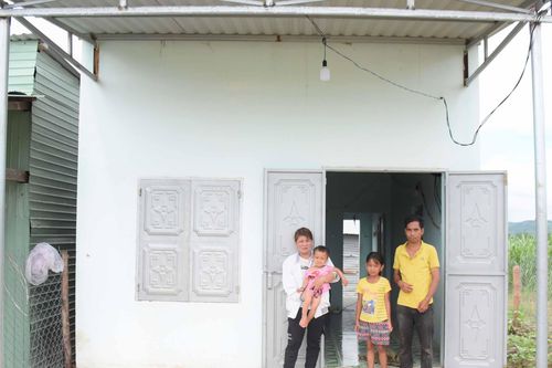 'Ly nông bất ly hương' Kỳ 1: Đất lành nơi xứ người