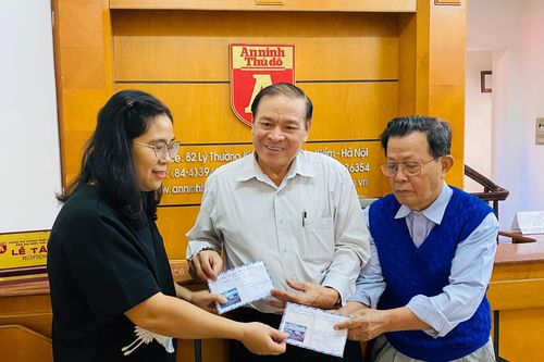 Bạn đọc Báo An ninh Thủ đô tiếp tục ủng hộ đồng bào miền Trung