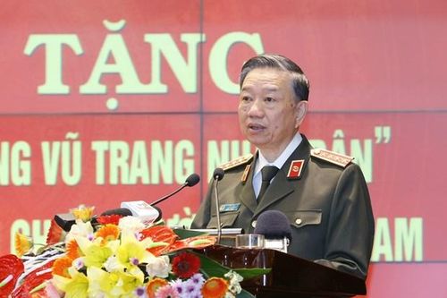 'Lực lượng công an chi viện chiến trường miền Nam' đón nhận danh hiệu 'Anh hùng Lực lượng vũ trang nhân dân'