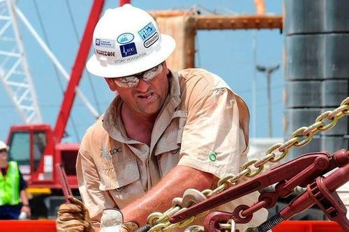Thâu tóm, sáp nhập là lựa chọn sống còn của các tập đoàn dầu khí