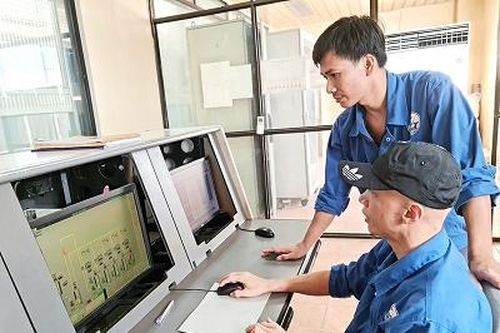 Thi đua lao động sản xuất hướng về ngày hội lớn