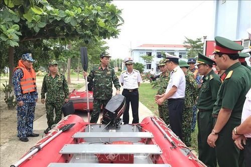 Quân đội huy động trên 250.000 người tham gia ứng phó bão số 9