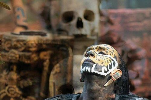 Chiếc đầu hiến tế đột ngột xuất hiện sau 500 năm bị chôn vùi