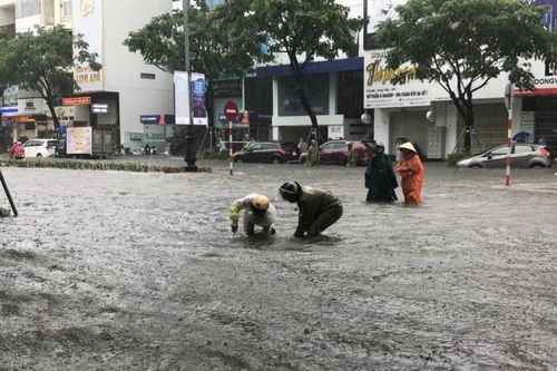 Thủy điện xả lũ, Quảng Nam - Đà Nẵng có thể chìm trong biển nước