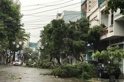 CSGT đề nghị không đi vào các vùng từ Đà Nẵng đến Phú Yên