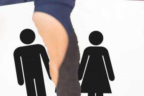 Vụ giành quyền nuôi: Bị đơn vắng mặt vì tin sẽ bị xử thua kiện
