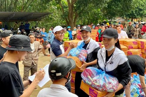 Minh Triệu: Không quyên góp, không có quyền thắc mắc tiền được chi thế nào