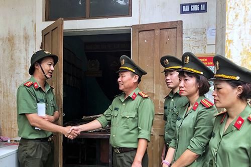Công an Sơn La hướng về bà con vùng lũ miền Trung