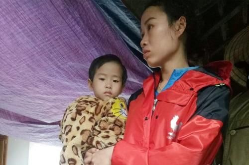 Xót xa người phụ nữ bị nước cuốn trôi ở Nghệ An, bỏ lại con thơ 3 tuổi