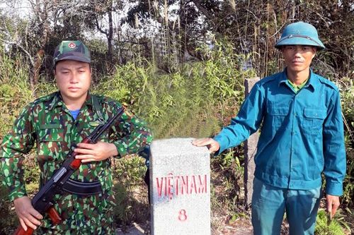 Góp sức bảo vệ đường biên, cột mốc