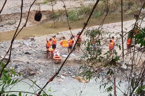Tìm thêm được nạn nhân trong vụ sạt lở ở xã Trà Leng