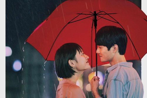 Review phim 'Sài Gòn Trong Cơn Mưa': Câu chuyện tình - đời của những trái tim 'di cư'