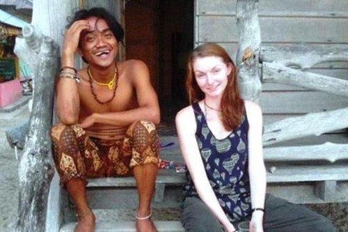 Cặp 'chồng cú vợ tiên' bị khuyên đừng đẻ, dung mạo con của họ ra sao?