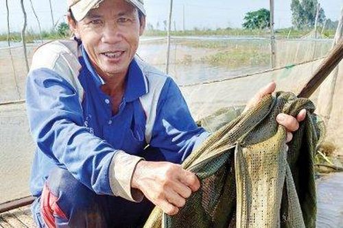Đầu nguồn lũ muộn
