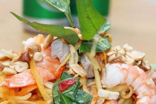 Món ngon cuối tuần: Cách làm nộm đu đủ tôm thịt ăn mãi không ngán