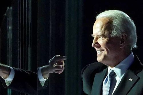 Thắng cử giòn giã, ông Biden chọn nhân vật 'uy danh' nào cho nội các?