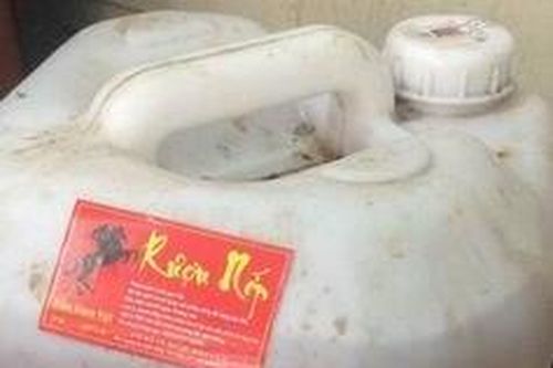 Cục An toàn thực phẩm cảnh báo khẩn cấp ngộ độc methanol