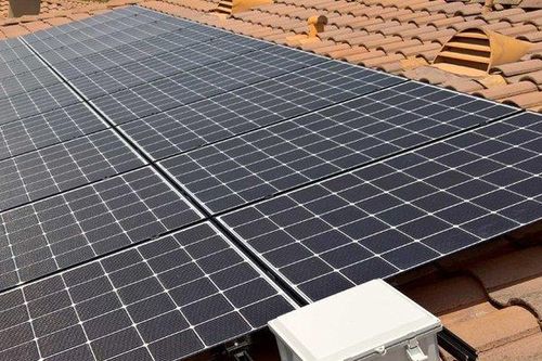 Buông lỏng xử lý pin năng lượng mặt trời là cực kỳ nguy hiểm
