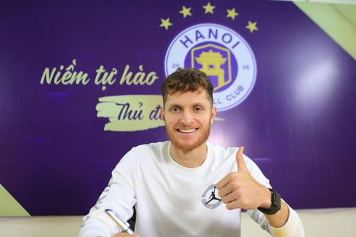 Ngoại binh nhận lương nửa tỷ mỗi tháng sẽ mang lại gì cho Hà Nội FC?