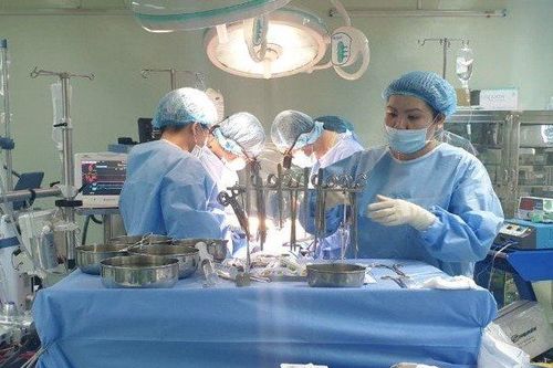 Kỳ diệu ca phẫu thuật tim mạch cứu sống bệnh nhân suy tim