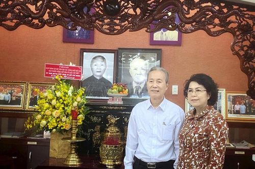 Thăm các nhân sĩ, trí thức tiêu biểu