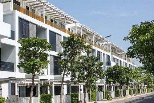 Ham mua nhà đất giá rẻ, coi chừng 'tiền mất, tật mang'
