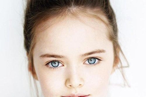 Nhan sắc những 'cô bé đẹp nhất thế giới' ngày ấy giờ ra sao?