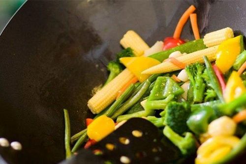 Những món ăn này sẽ biến thành chất độc nếu nấu không kỹ