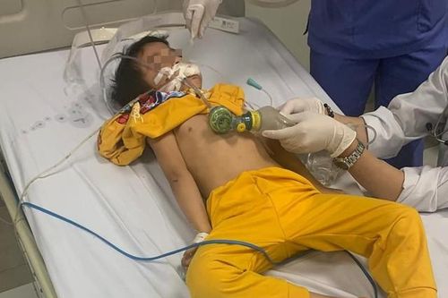 Bé trai 6 tuổi ở Hải Phòng nguy kịch vì ăn nhầm thuốc diệt chuột