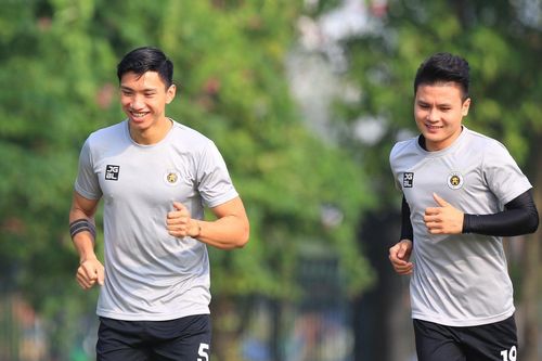 Vô địch V-League, quân Viettel lên tuyển chỉ bằng nửa Hà Nội FC