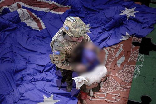 Thủ tướng Australia dùng WeChat chỉ trích Trung Quốc đăng ảnh giả