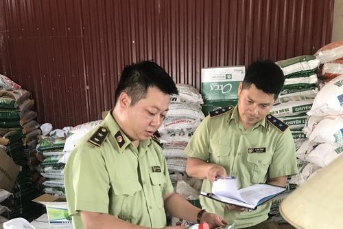 Thanh Hóa: Tập trung chống buôn lậu, gian lận thương mại và hàng giả trong dịp Tết Nguyên đán 2021
