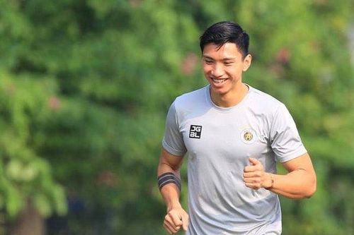 Văn Hậu không phải là số một, ĐTQG Việt Nam còn nhiều người thay thế