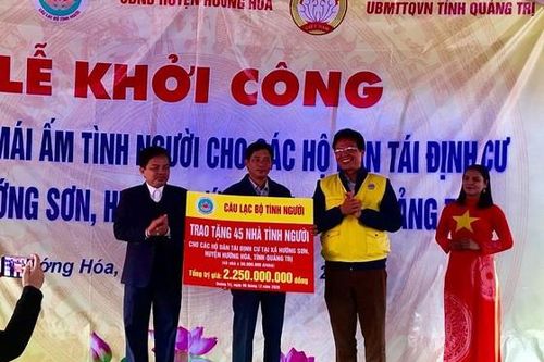 Di dời và xây nhà mới cho người dân nơi có nguy cơ sạt lở