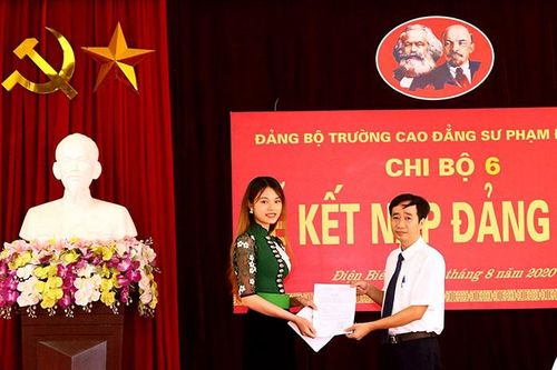 Phát huy tính tiên phong trong học, làm theo Bác của cán bộ, đảng viên