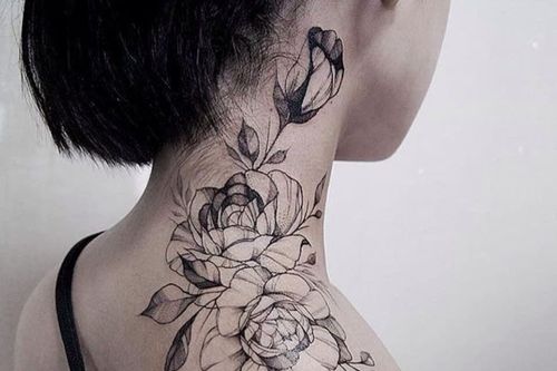 Nữ thợ xăm nổi tiếng thế giới nhờ những cánh hoa