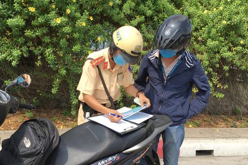 Dốc sức đảm bảo an toàn giao thông cuối năm