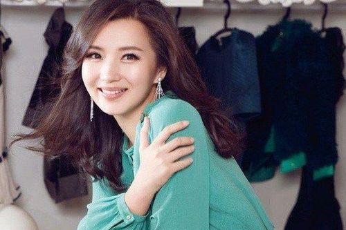 Tò mò cuộc sống của nàng Điêu Thuyền đẹp nhất màn ảnh nhỏ