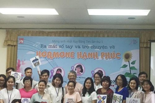 Nhóm Ruy Băng Tím 5 năm miệt mài cung cấp thông tin liên quan đến sức khỏe tới cộng đồng